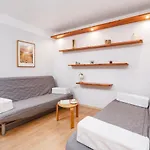 Apartment Harbor Towarowa 18 By Renters